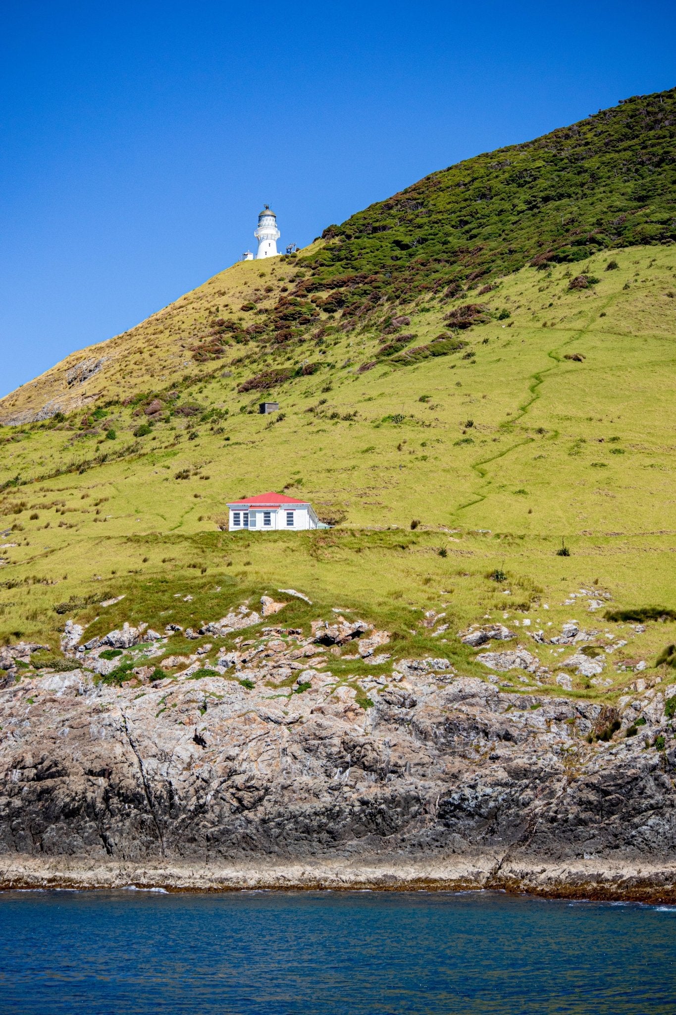 Cape Brett Lighthouse with house – PCK Photography